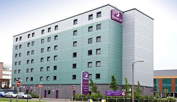 Premier Inn London Elstree / بورهاموود المظهر الخارجي الصورة