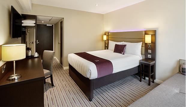 Premier Inn London Elstree / بورهاموود المظهر الخارجي الصورة