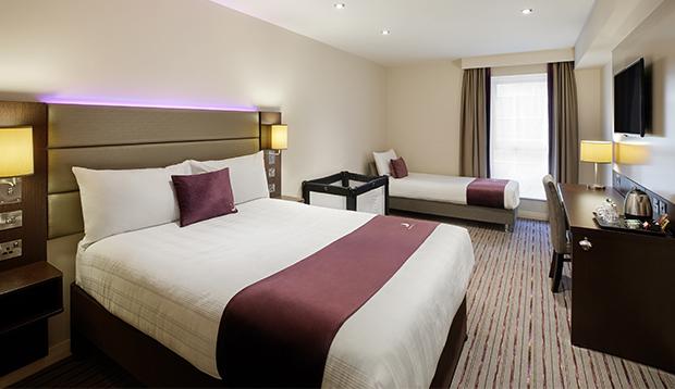 Premier Inn London Elstree / بورهاموود المظهر الخارجي الصورة