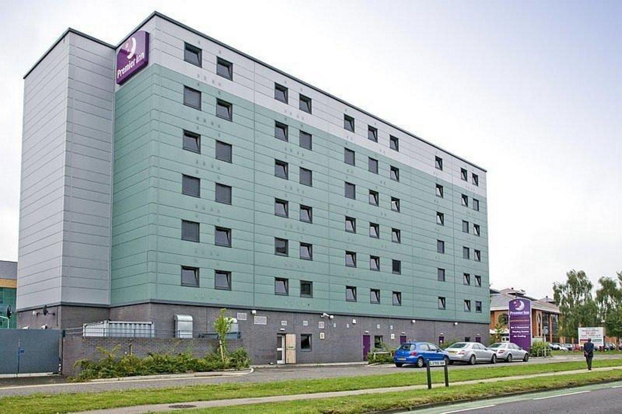 Premier Inn London Elstree / بورهاموود المظهر الخارجي الصورة