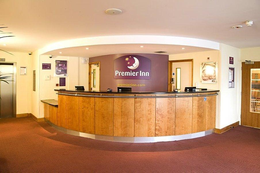 Premier Inn London Elstree / بورهاموود المظهر الخارجي الصورة